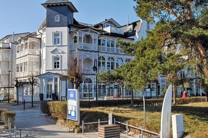 Strandvilla Aegir Mit Ostseeblick ビンツ エクステリア 写真